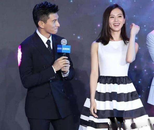 澳门科技大学读研和吴奇隆戴婚戒录综艺与吴奇隆结婚戒指